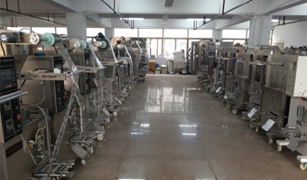 Advantages and disadvantages of four side seal packaging machine and three side seal packaging machine