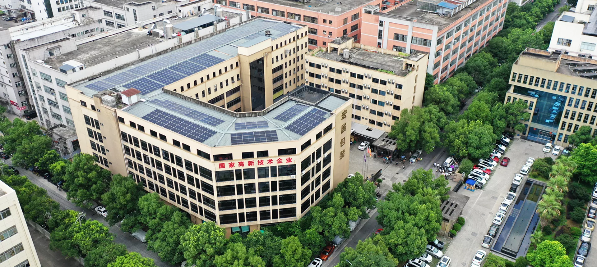 trywcg_Filling_machine_clean_background_Industry_Technology_Dep_f0b622e5-5994-4925-8adb-a4169873dd03